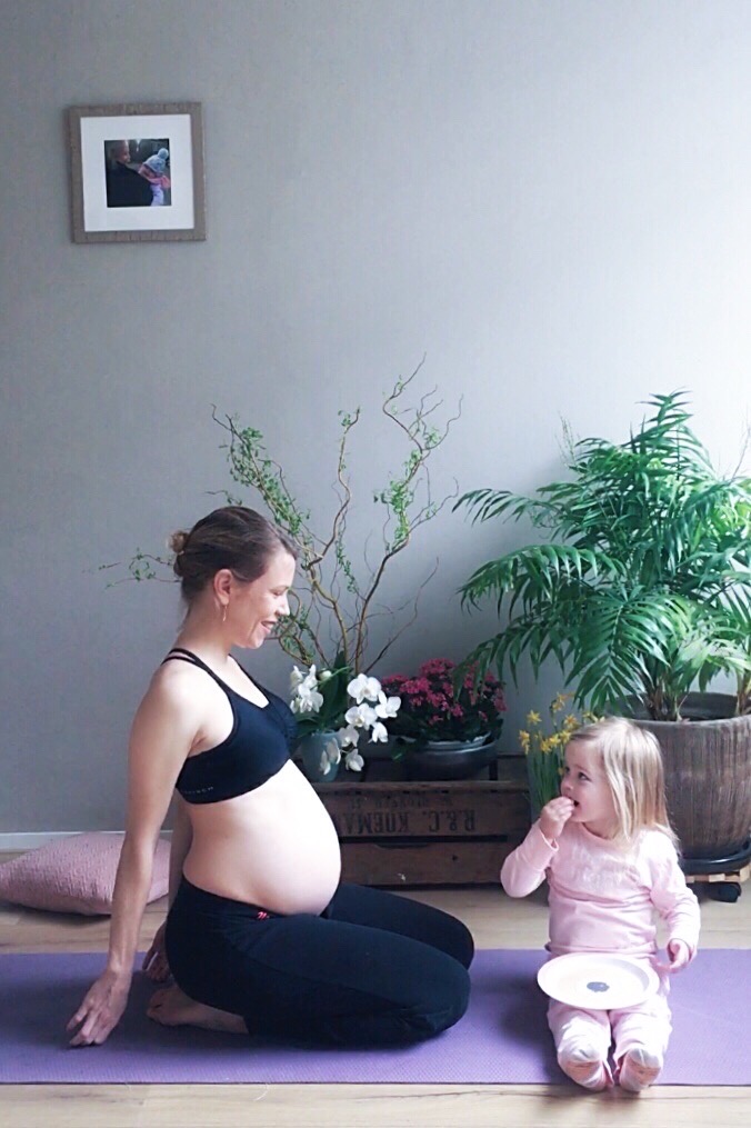 Warmte beklimmen Panda Yoga met Aya: Zwangerschapseditie zwangerschapsyoga en yogakleding