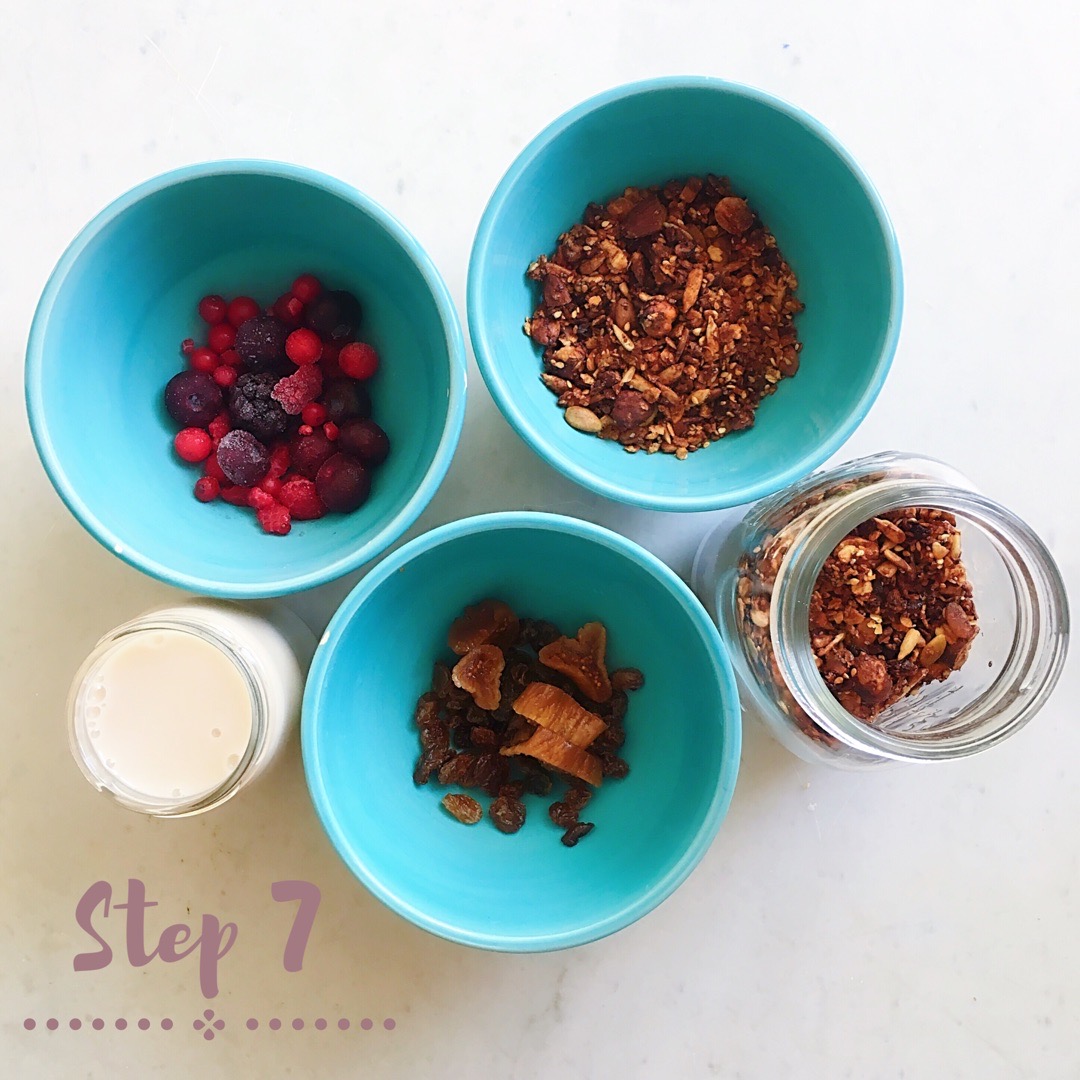 Vegan Homemade Granola Ready in just 15 minutes!