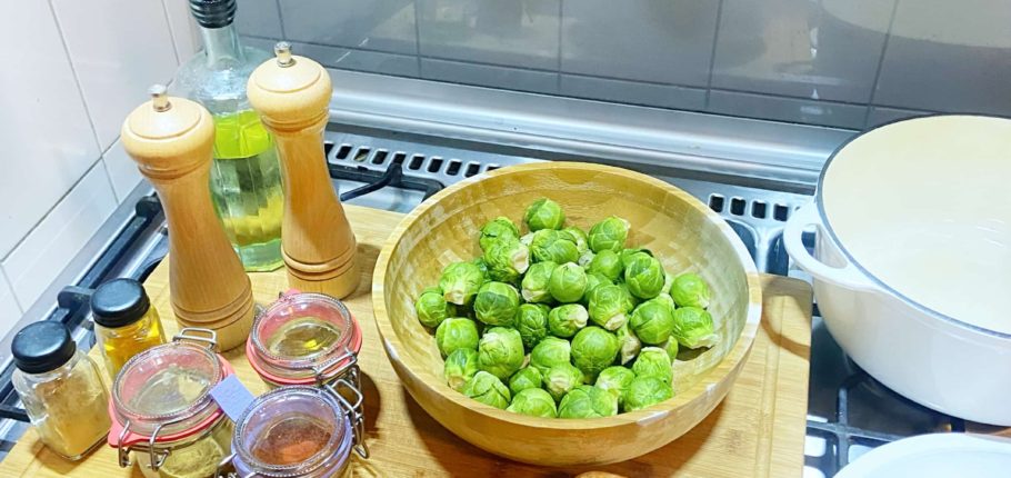 spicy vegan spruitjes