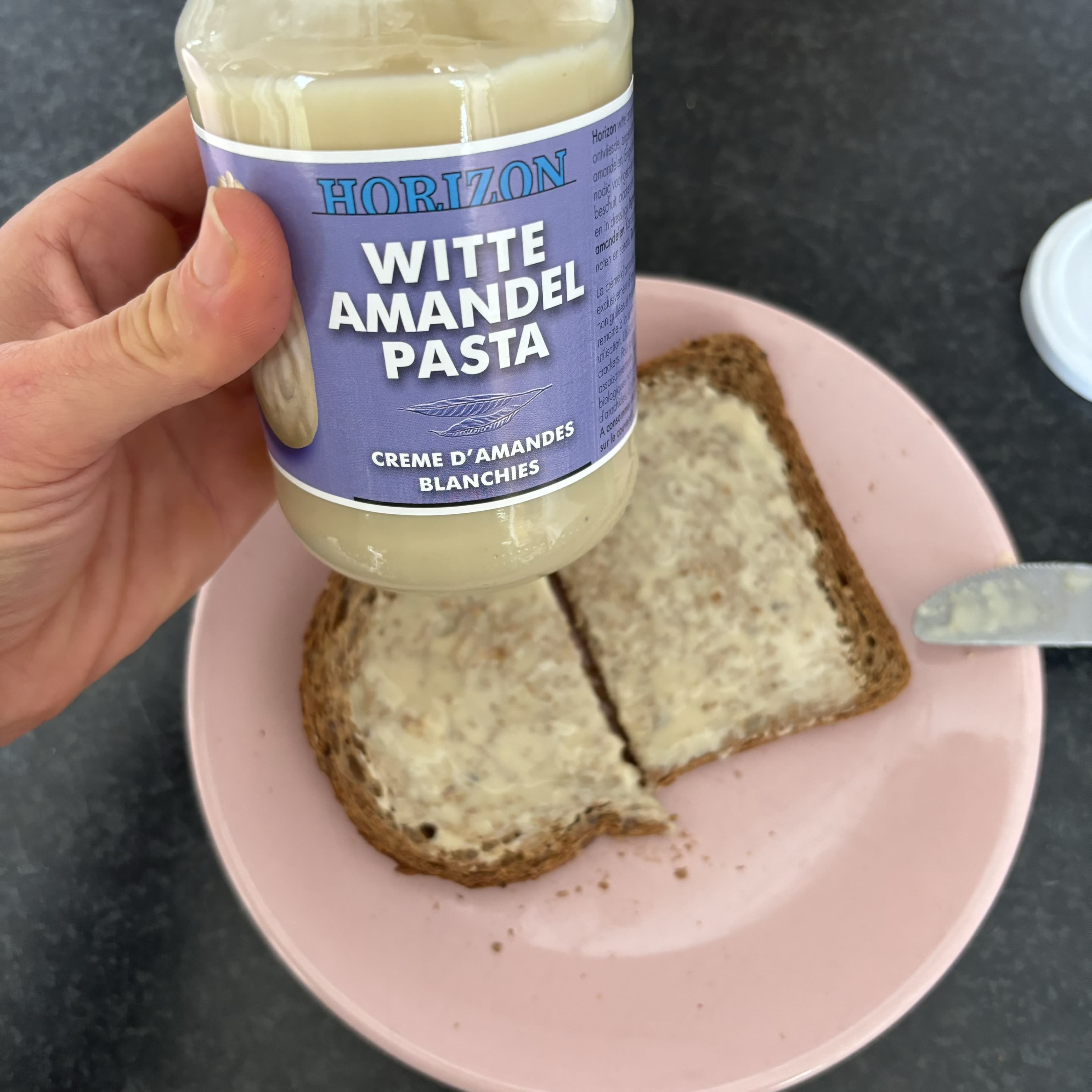 witte amandelpasta