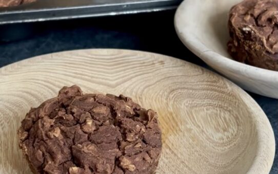 Vegan pumpkin spice cupcakes